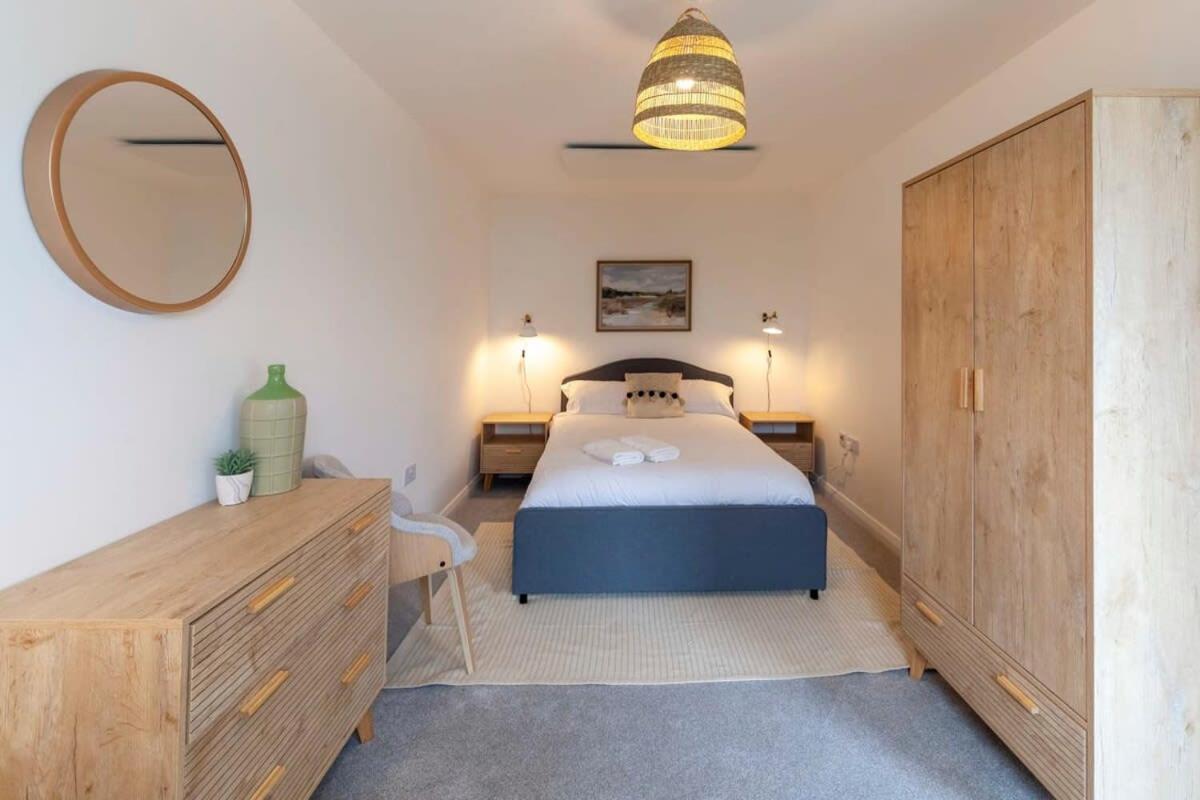 Contemporary 1 Bedroom Apartment In Ashford Ashford  Exterior photo
